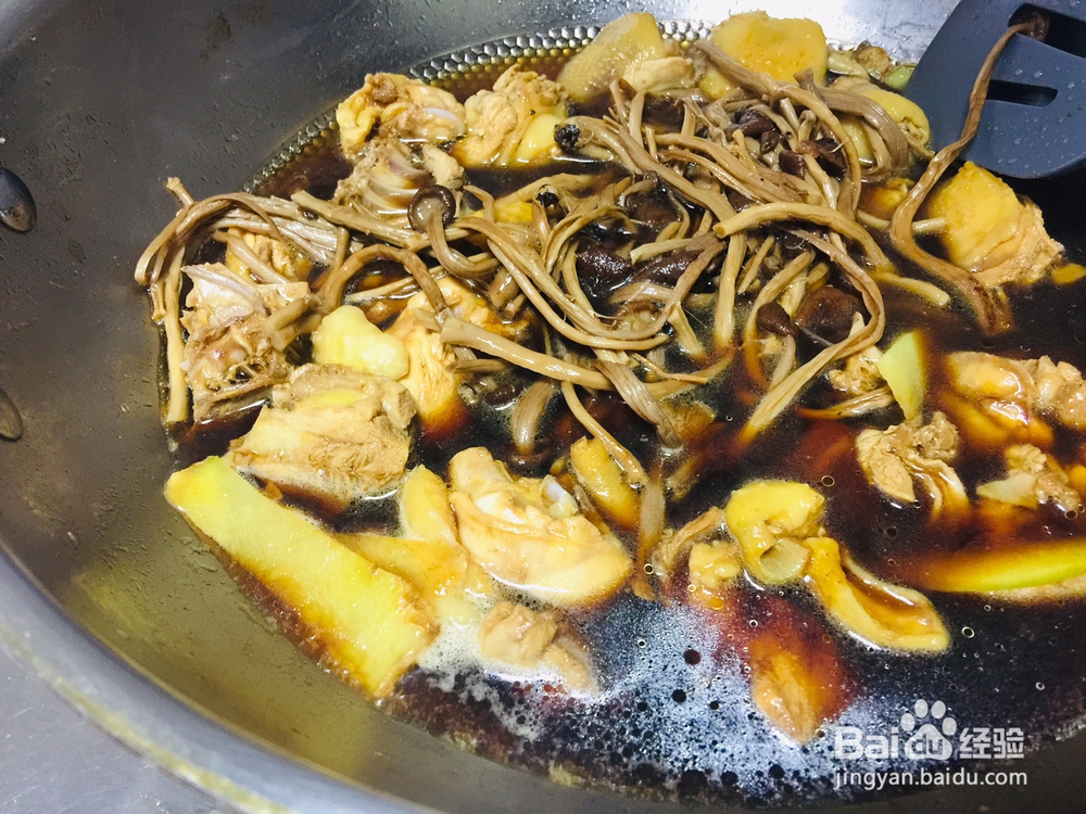 妈妈教我做的茶树菇川粉鸡肉