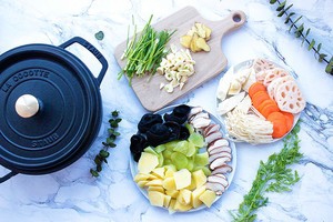 海陆麻辣香锅家常做法如何做？