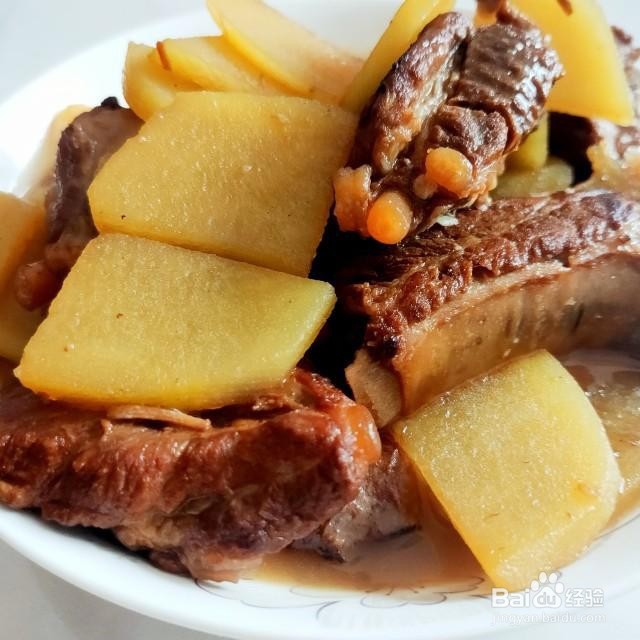 家常味土豆烧排骨,软糯鲜香简单好做!