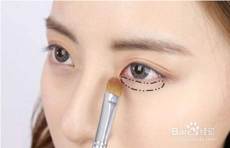 简单的韩国学生妆