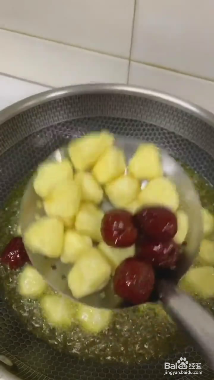 如何制作拔丝苹果