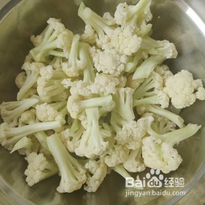 健康养生佳品番茄炒花菜的做法