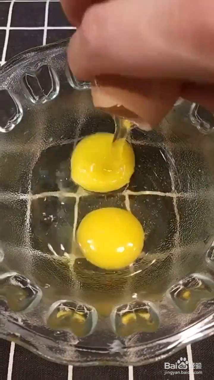 如何制作面包披萨