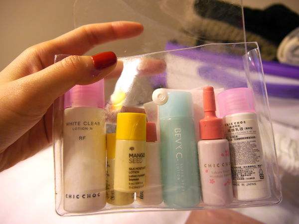 山航是怎么规定带化妆品的