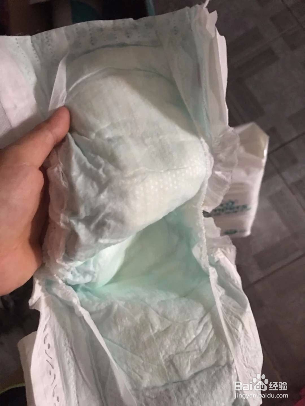 新手妈妈怎么帮婴儿洗澡