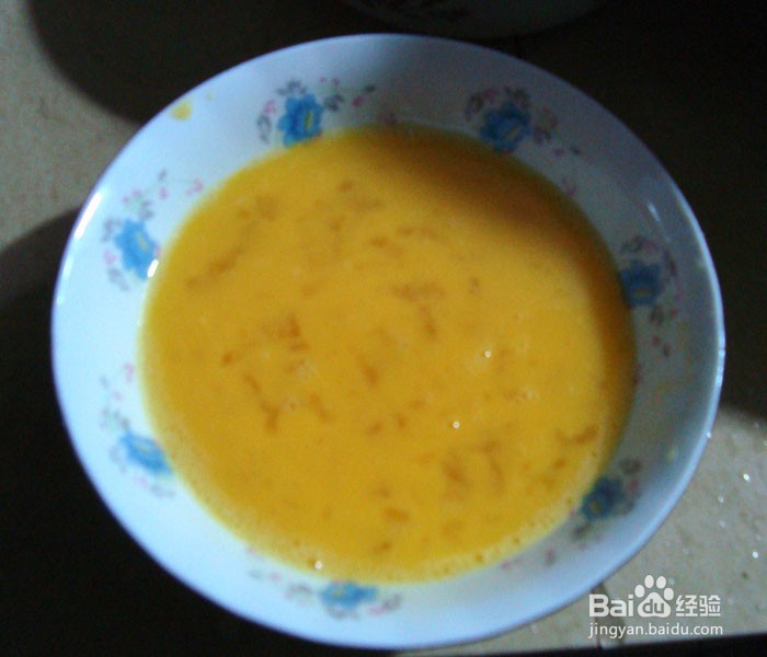 如何做家常菜新鲜西红柿炒香鸡蛋？