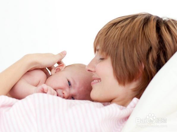 “幸福妈妈 母乳宝宝”之十大误区