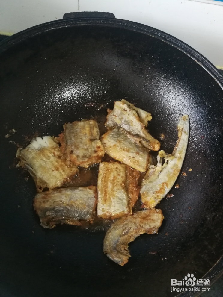 怎么做超简单的煎带鱼刀鱼?