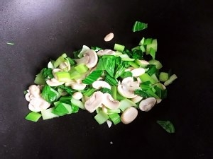 怎么做青菜口蘑虾干汤