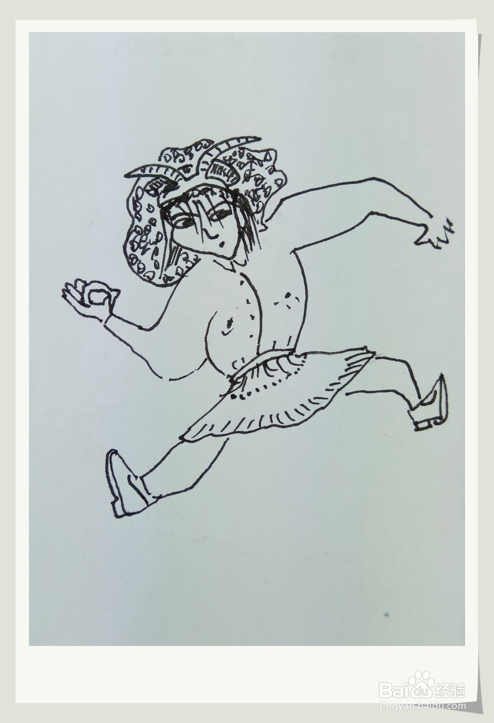 怎样画钢笔画“带小羊发夹的女孩”？