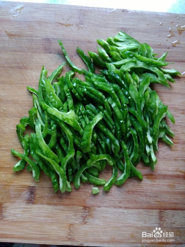 如何制作苦瓜炒肉丝