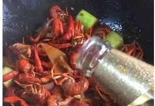 怎么巧做小龙虾？