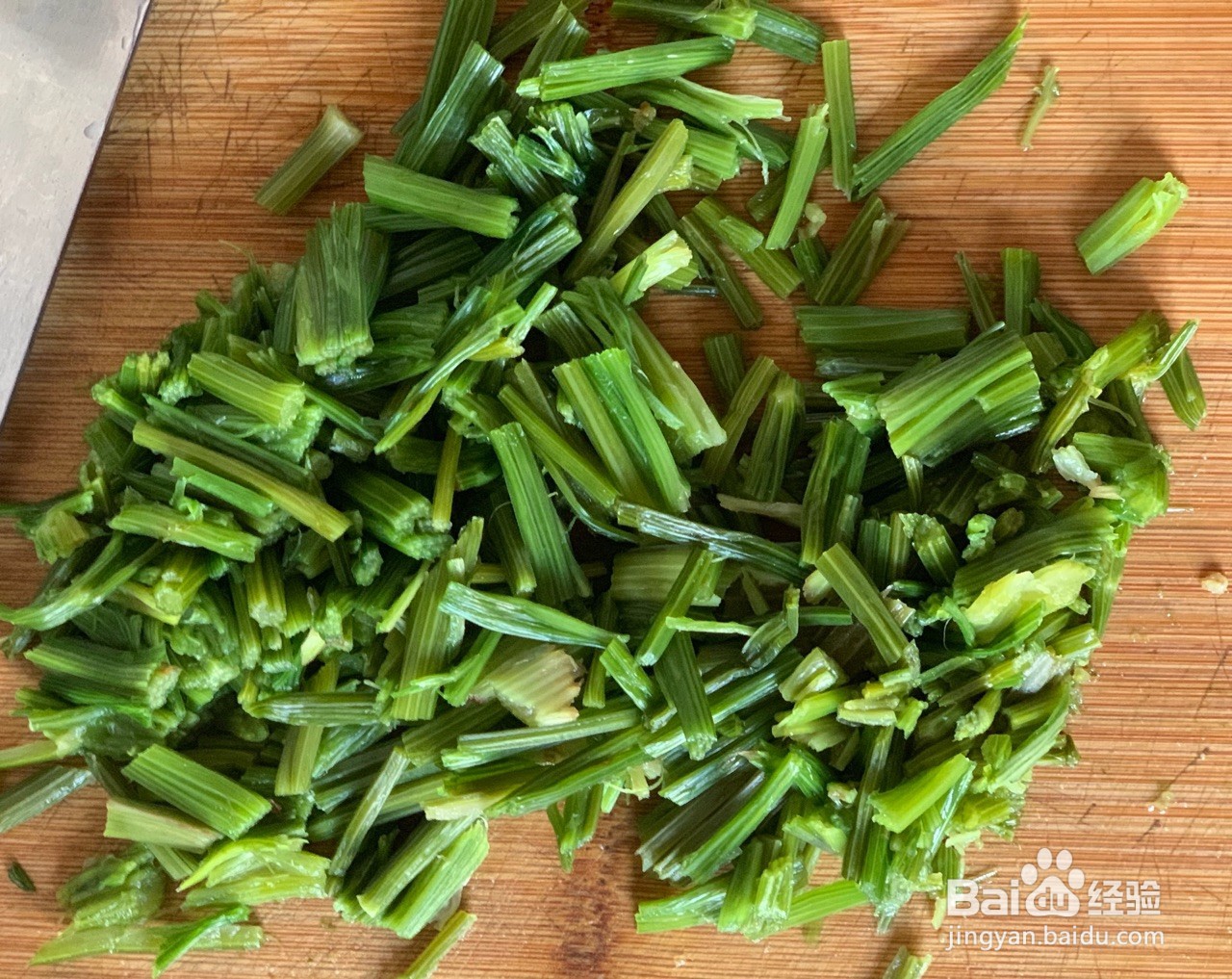 芹菜拌腐竹的做法