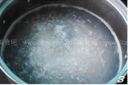 如何做好吃又香的皮蛋瘦肉粥