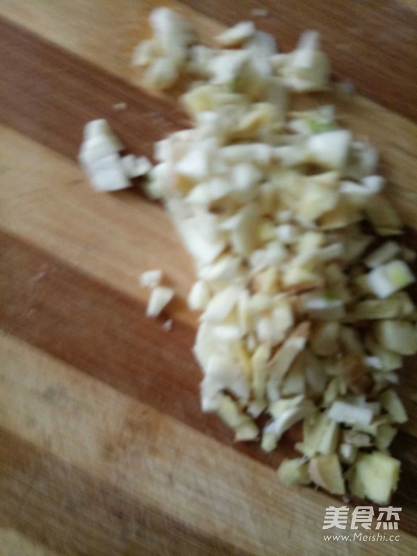 凉拌藕的家常做法