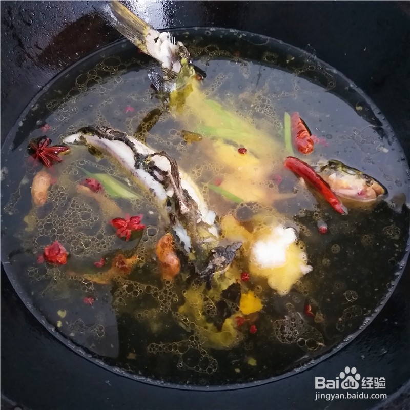 家常鱼汤的简单做法