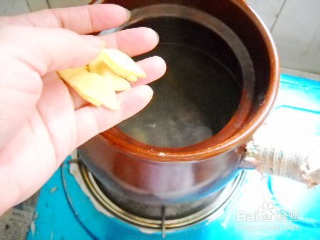 菊花薏米乳鸽汤