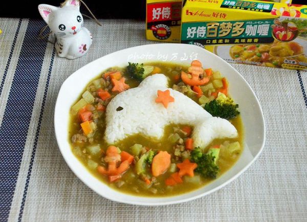 咖喱土豆牛肉拌饭