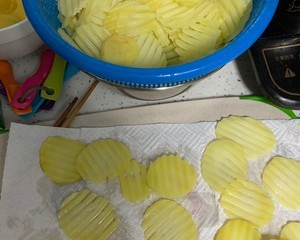 香辣土豆片的做法详细教程(精品)