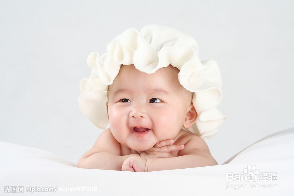 宝宝哭闹，不一定要喂奶