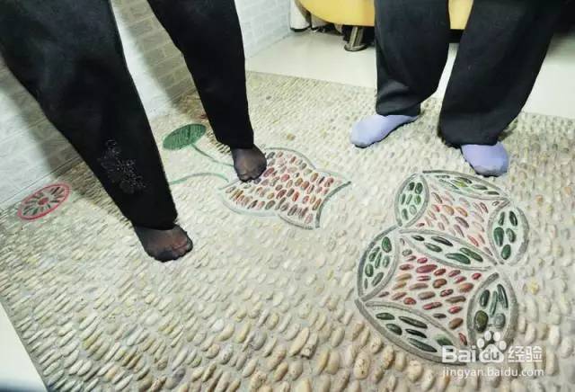 踩鹅卵石的正确方法