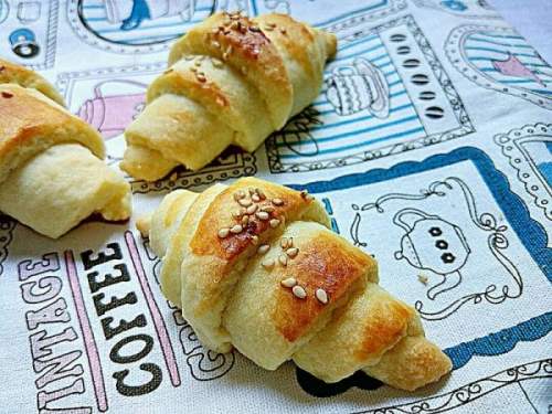 酥式咸味牛角酥