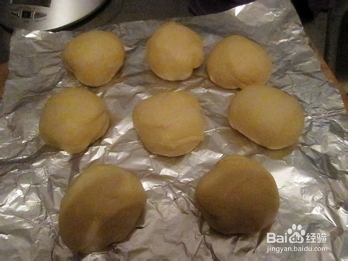 【芝士蜜豆包】