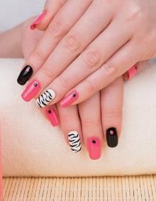 甲油胶怎么洗掉小窍门