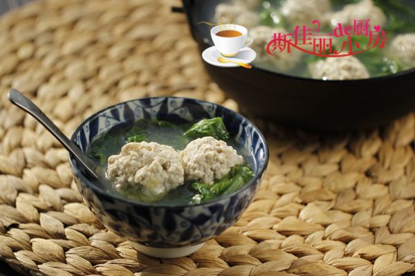 青菜豆腐丸子汤