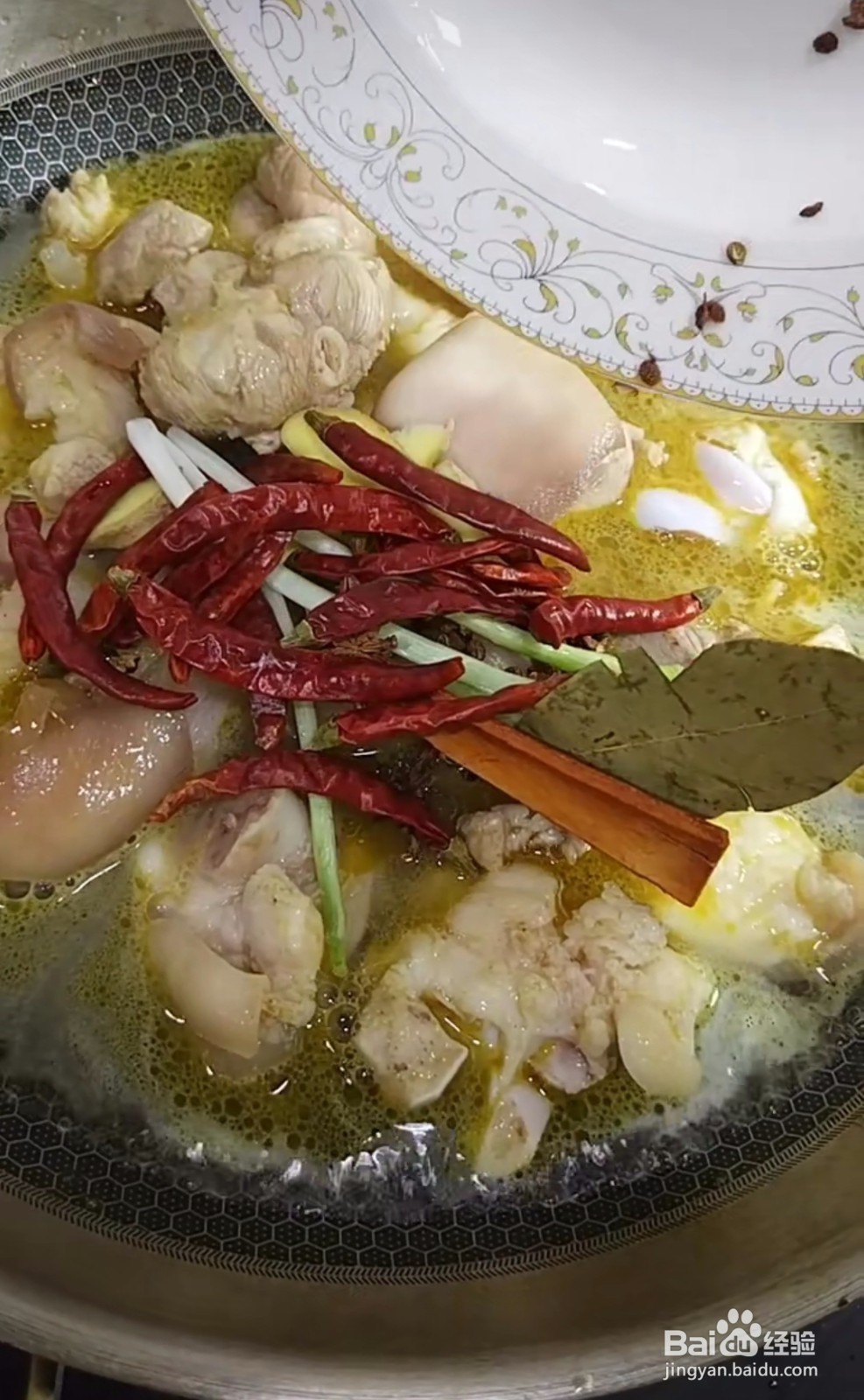下奶的黄豆猪蹄