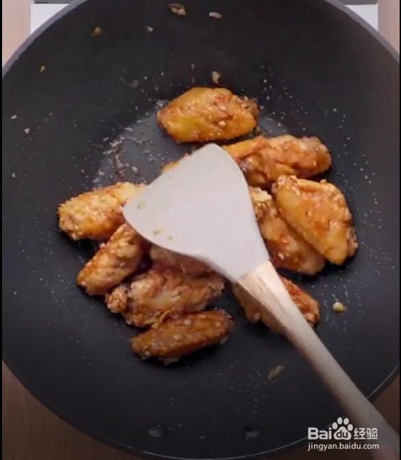韩式蒜香炸鸡翅的做法