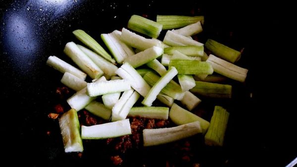 甜酒肉酱烧丝瓜