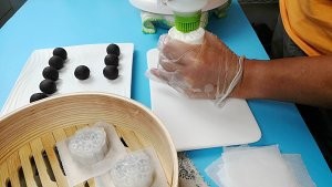 如何制作适合宝宝食用的广式早茶点心水晶饼