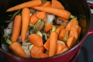 怎么做美味的红酒慢炖牛肉