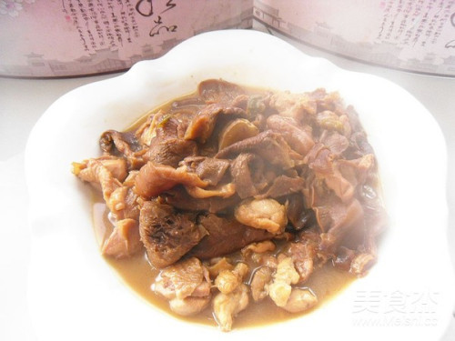 鸡腿烧元蘑的做法