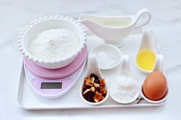 奶香水果干华夫饼