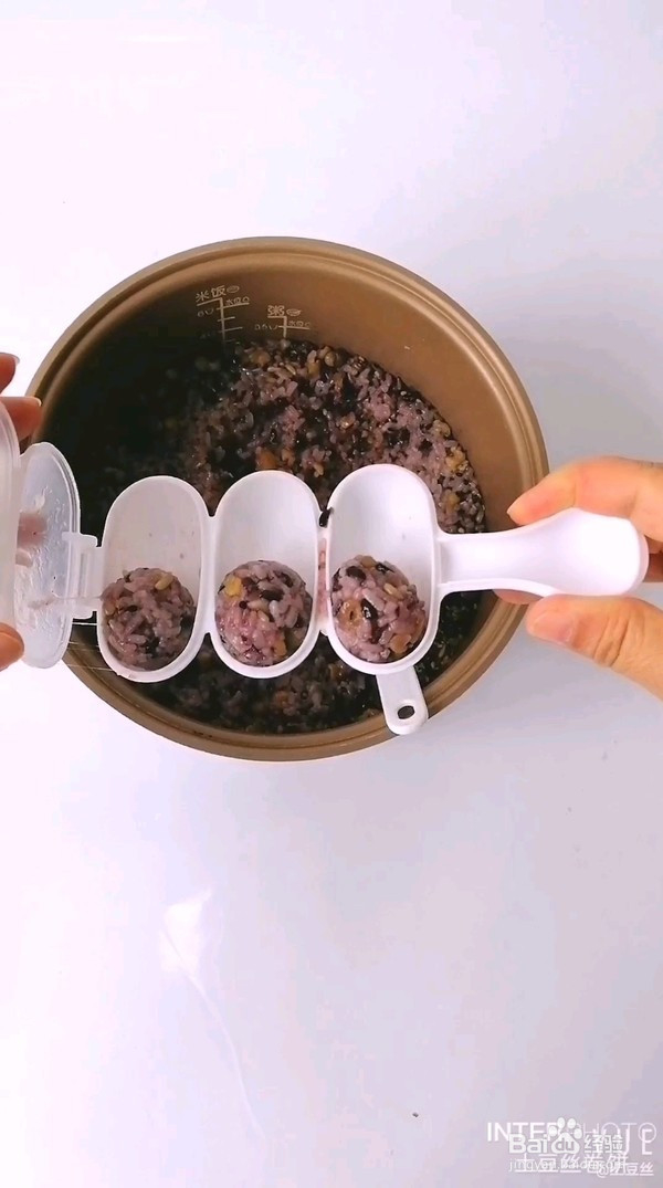 蜂蜜杂粮糯米球的制作方法