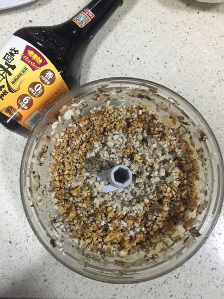 花菇虾仁煎饺子怎么做才美味，看完你就会了