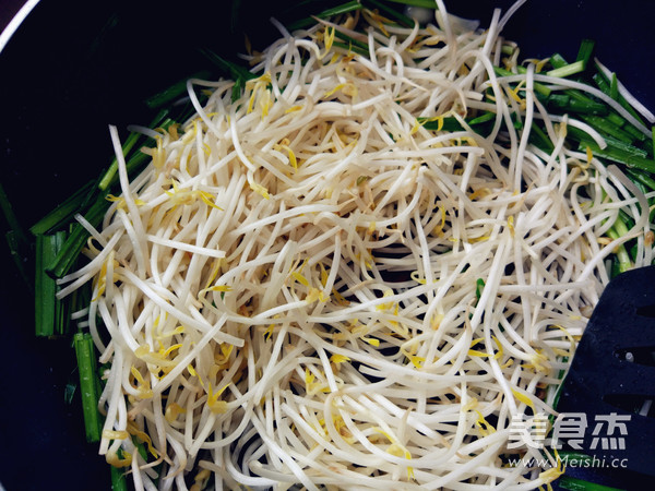韭菜炒绿豆芽