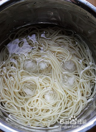 冰镇豆浆苦荞面