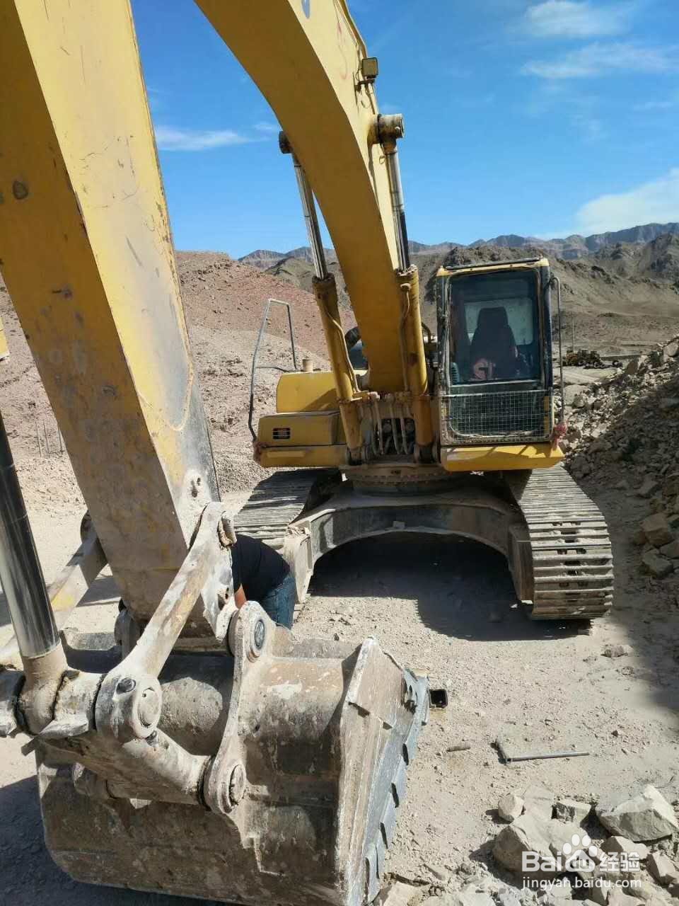 如何选购二手挖掘机_上海金品二手挖掘机