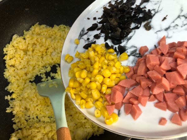 #美食视频挑战赛#黄金蛋炒饭