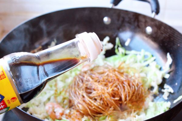 虾仁粉丝炒包菜
