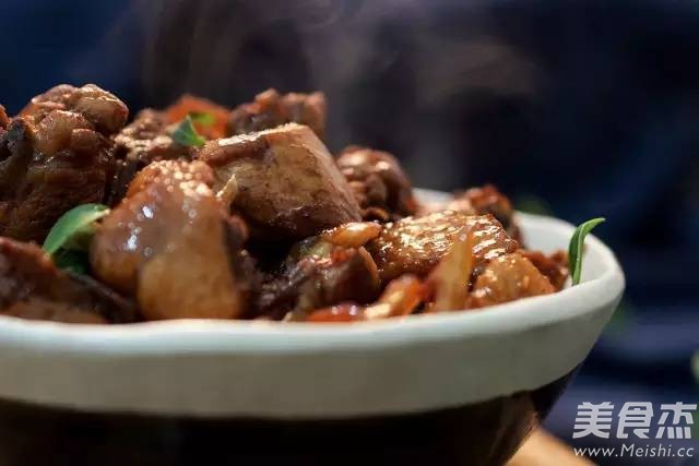 鲜笋三杯鸡的做法