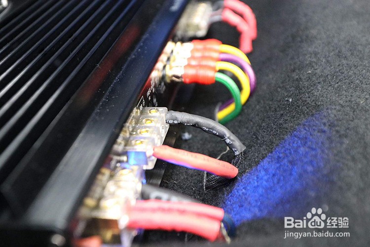 哈尔滨大众速腾汽车音响改装丹拿,大能隔音案例