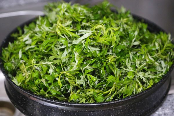 咸蛋黄肉松青团和红豆沙青团超级详细