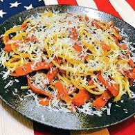 制作培根奶酪意面