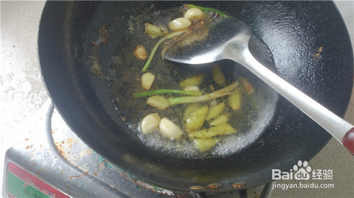 酱椒红烧鲤鱼做法