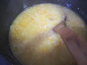 制作南瓜小米粥