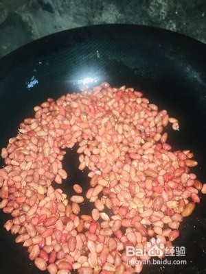 家常小吃酥脆花生米